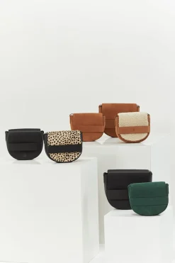 Sacs^One Step Aliby - Sac Besace Noire En Cuir Lisse - Petit Modele